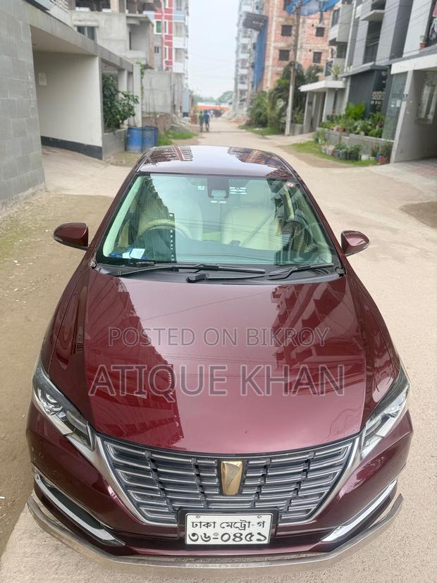 Toyota Premio 1.5 FWD 2017 Maroon