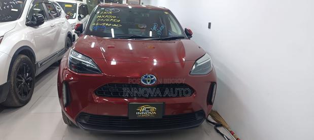 Toyota Yaris Cross 1.5 Hybrid AWD 2021 Red