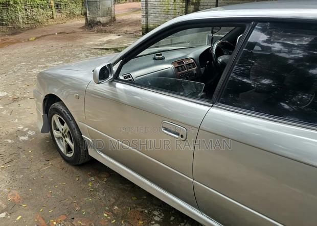 Toyota Vista 1996 Silver
