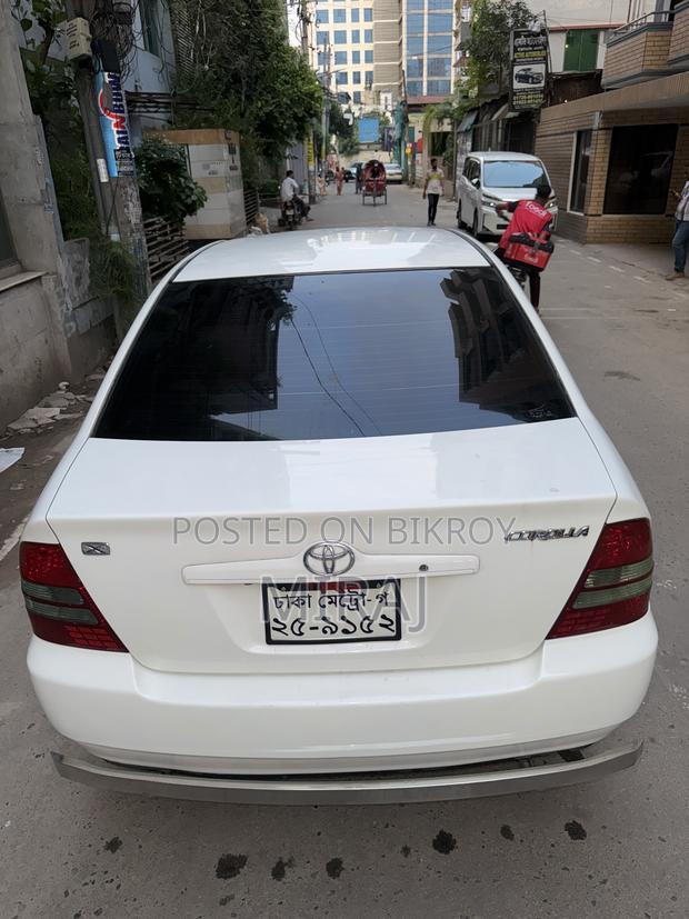 Toyota Corolla Sedan 2003 White