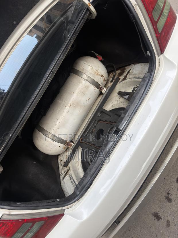 Toyota Corolla Sedan 2003 White