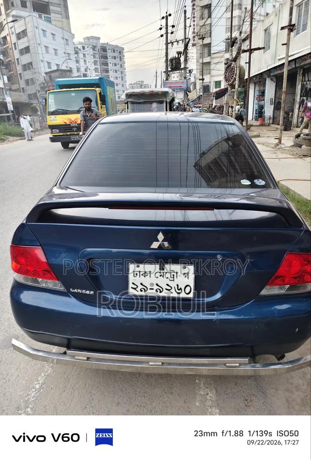 Mitsubishi Lancer Cedia 2004 Blue