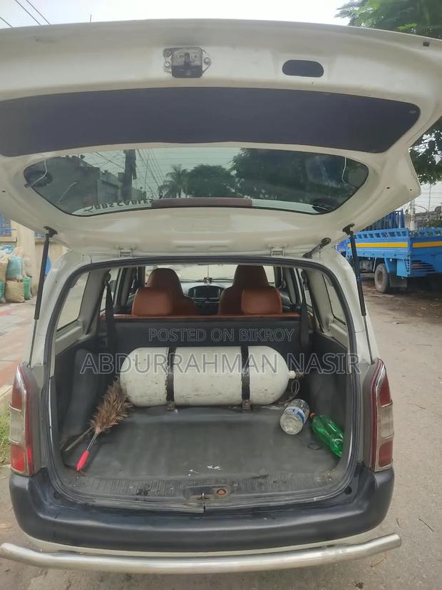 Toyota Probox 1.5 CNG 2WD 2004 Pearl