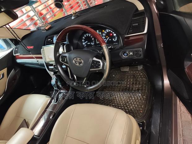 Toyota Premio 2017 Brown