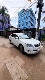 Toyota Premio 2014 Pearl for sale