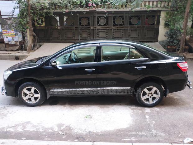 Toyota Premio 1.5 FWD 2011 Black