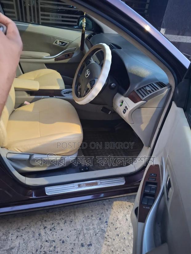 Toyota Allion 2011 Maroon