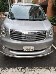 Toyota Noah 2012 Silver for sale