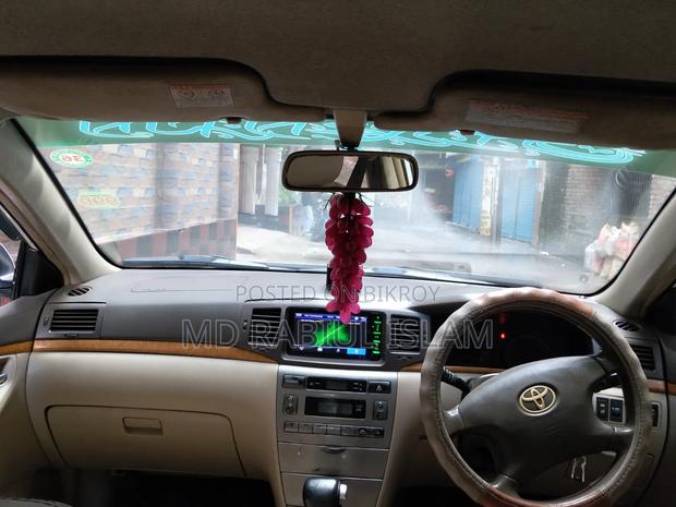 Toyota Corolla Sedan 2005 White