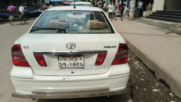 Toyota Premio 2001 White
