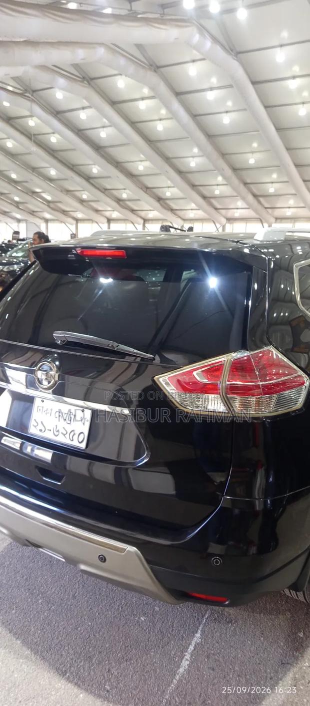 Nissan X-Trail 2.0 Hybrid FWD 2017 Black
