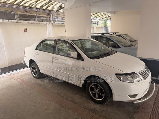 Toyota Corolla 2005 White