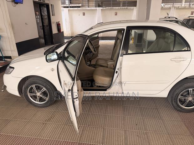 Toyota Corolla 2005 White