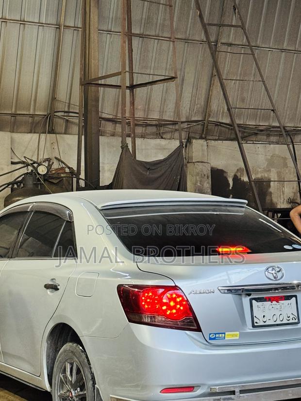 Toyota Allion 2012 Silver