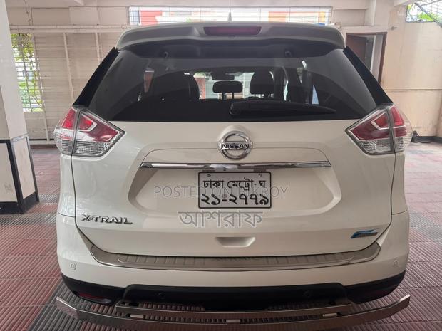 Nissan X-Trail 2.0 Hybrid FWD 2016 Pearl
