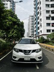 Nissan X-Trail 2.0 Hybrid FWD 2015 Pearl for sale