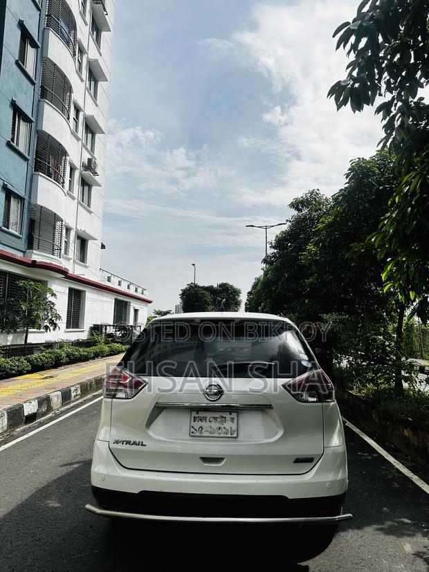 Nissan X-Trail 2.0 Hybrid FWD 2015 Pearl