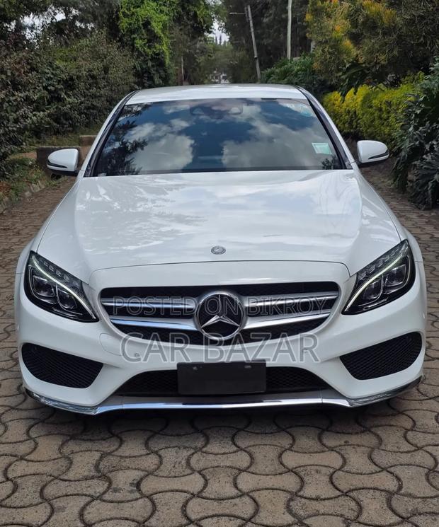 Mercedes-Benz C-Class C 180 7G-TRONIC PLUS (W205) 2017 White