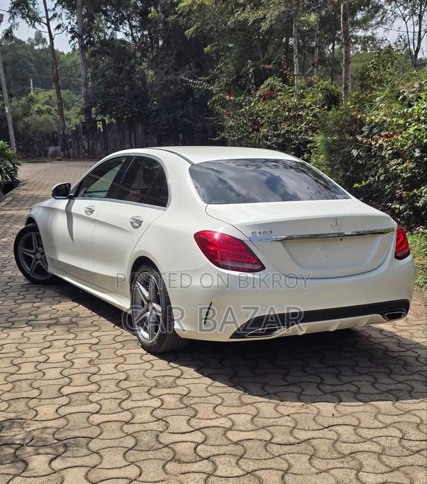 Mercedes-Benz C-Class C 180 7G-TRONIC PLUS (W205) 2017 White
