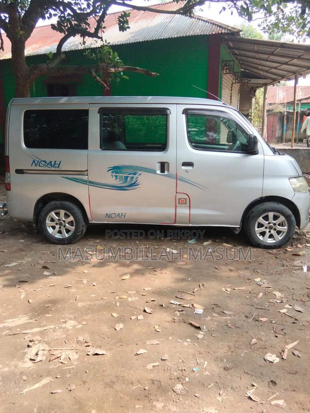 Toyota TownAce 2011 Silver