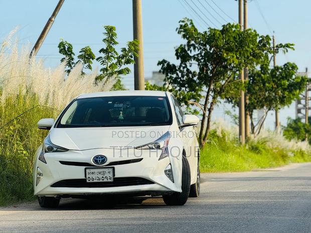 Toyota Prius 2015 Pearl