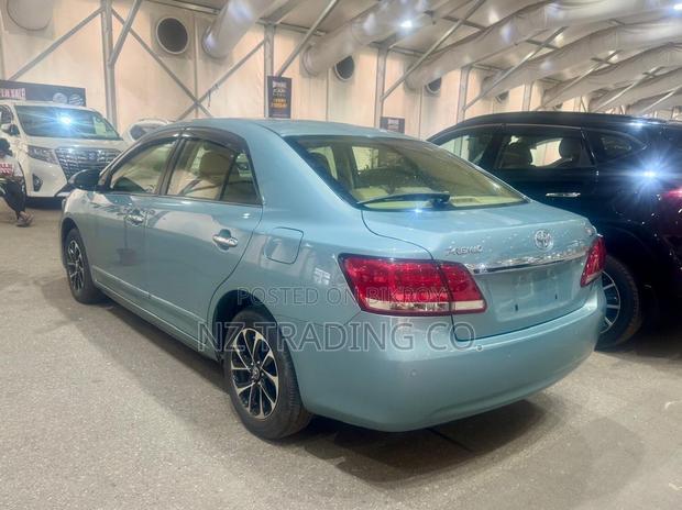 Toyota Premio 2020 Beige