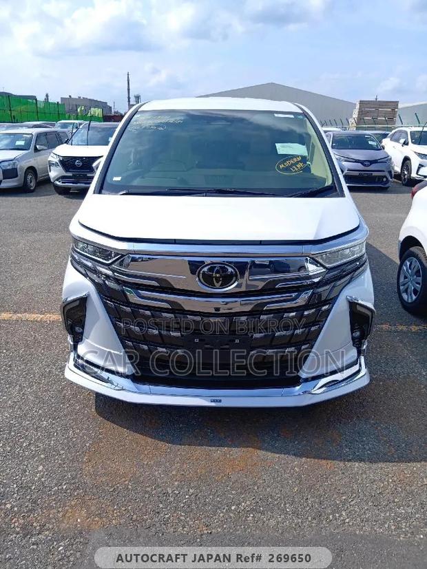 Toyota Alphard 2.5 Hybrid AWD 2023 Pearl
