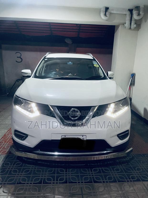 Nissan X-Trail 2.0 Petrol FWD 2014 Pearl