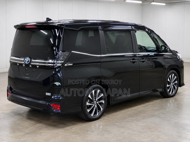Toyota Voxy Hybrid S-Z 2WD 7-Seater 2022 Black