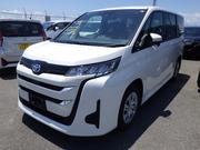 Toyota Noah 2022 Pearl for sale