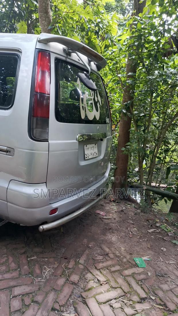 Toyota Noah 2.0 AWD (8 Seater) 2003 Silver
