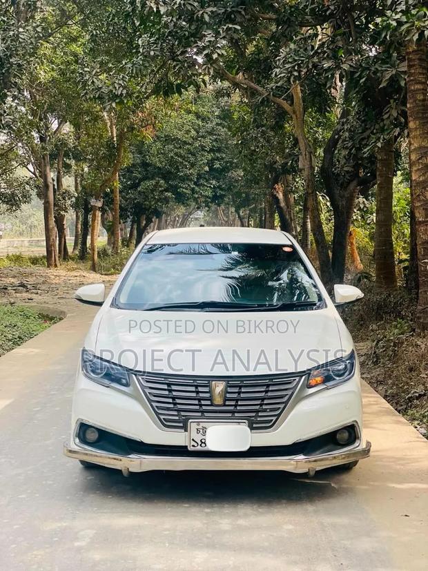 Toyota Premio 2018 Pearl