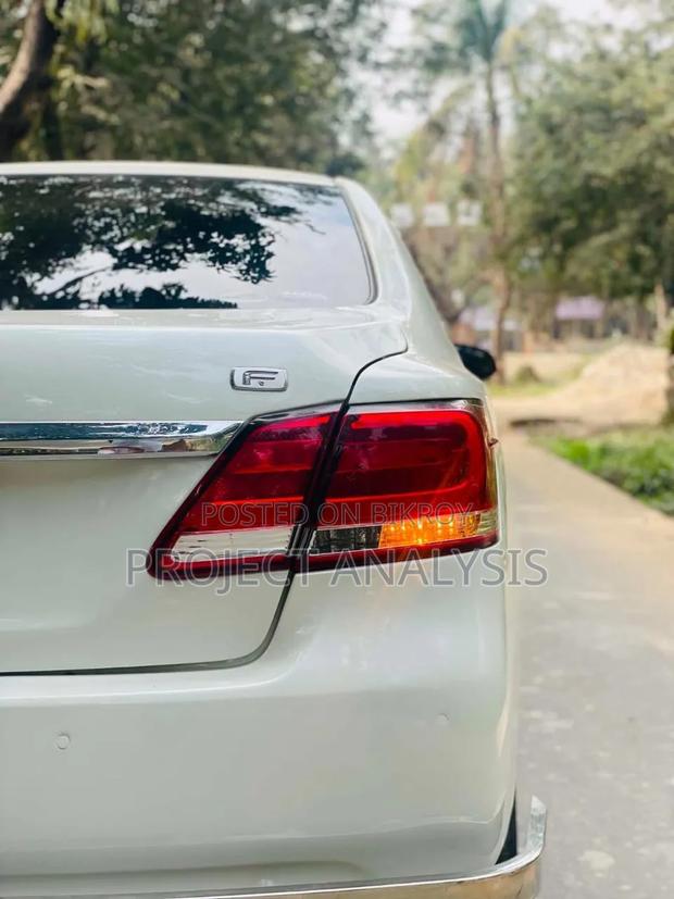 Toyota Premio 2018 Pearl