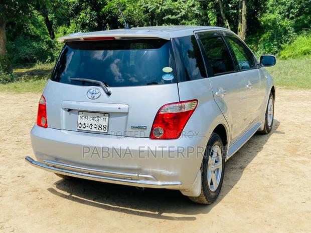Toyota IST 2006 Silver