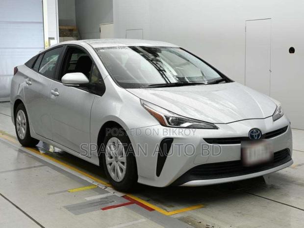Toyota Prius 2021 Silver