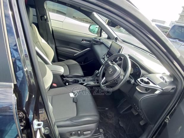 Toyota Corolla Cross 1.8 Hybrid AWD 2021 Black