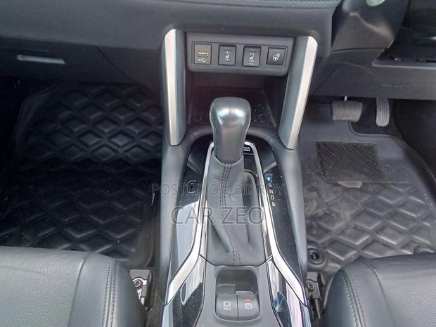 Toyota Corolla Cross 1.8 Hybrid AWD 2021 Black