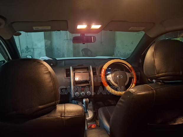 Nissan X-Trail 2012 Pearl
