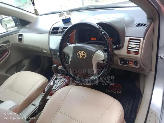 Toyota Gaia 2007 Silver