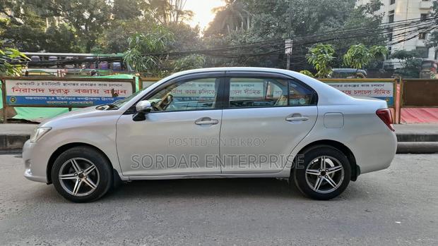 Toyota Axio 2013 Silver