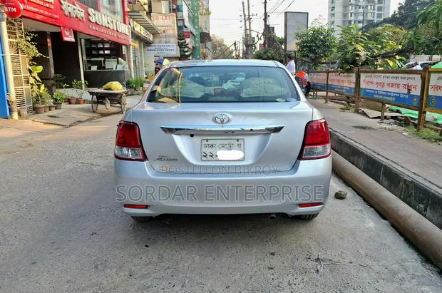 Toyota Axio 2013 Silver