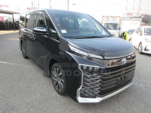 Toyota Voxy Hybrid S-Z 2WD 7-Seater 2023 Black