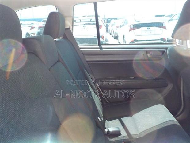 Toyota Corolla Fielder 1.5 Hybrid FWD 2021 Silver