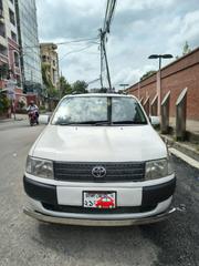 Toyota Probox 2004 White for sale