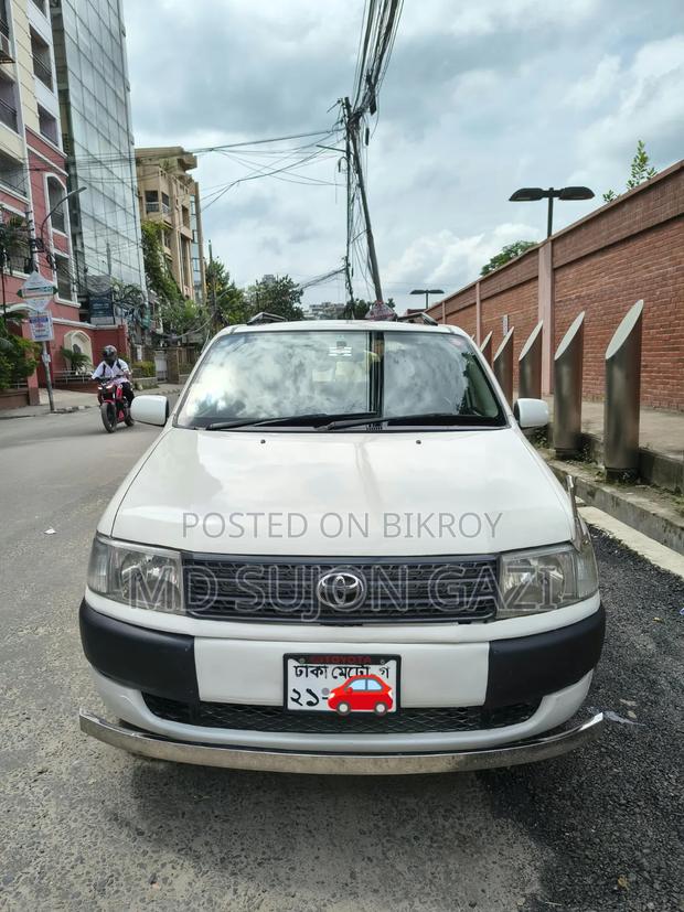 Toyota Probox 2004 White
