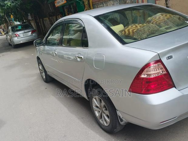 Toyota Corolla 2004 Silver