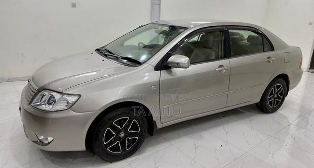 Toyota Corolla 2004 Beige