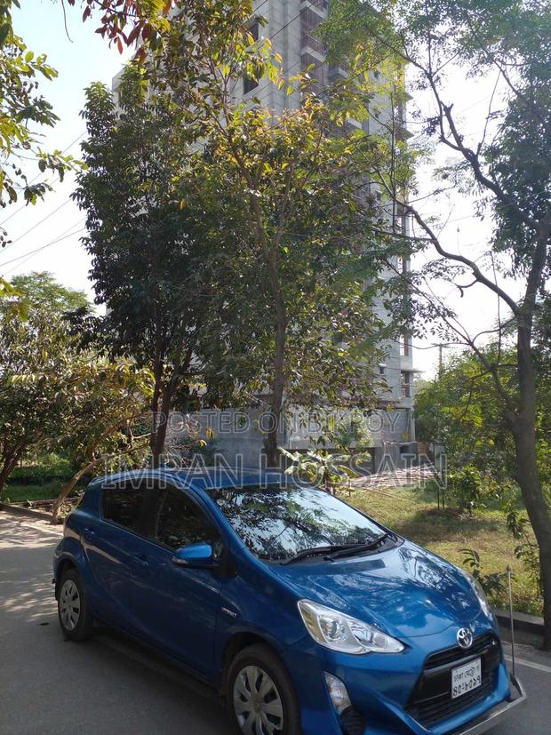 Toyota Aqua 2016 Blue