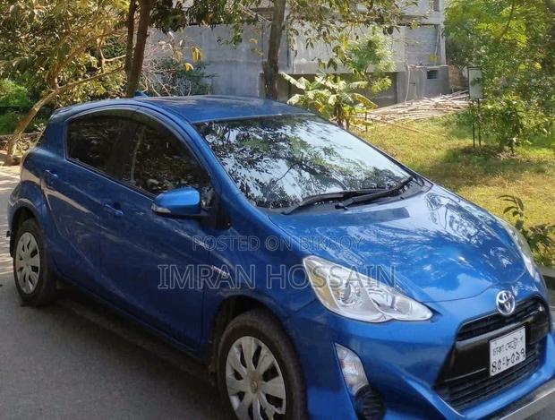 Toyota Aqua 2016 Blue
