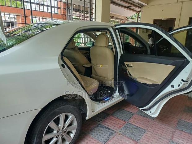 Toyota Premio 1.5 FWD 2017 Pearl